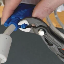 KNIPEX Cobra®, Hightech-waterpomptang -Sideal Standard Winkel 8701125 00 pow a 02