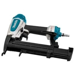 Makita AT638A 8 Bar Nietmachine (Narrow Crown) -Sideal Standard Winkel AT638A A9R0