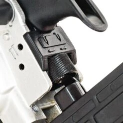 Makita AT638A 8 Bar Nietmachine (Narrow Crown) -Sideal Standard Winkel AT638A F 002