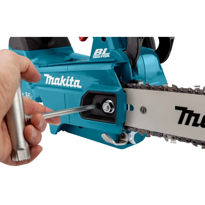 Makita DUC306Z 2x18 V Tophandle Kettingzaag 30 Cm 21 Makita DUC306Z 2x18 V Tophandle Kettingzaag 30 Cm - Afbeelding 19