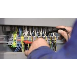 Laserliner MultiMeter-Compact 6 Laserliner MultiMeter-Compact -Sideal Standard Winkel ls multimeter compact ck