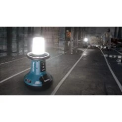 Makita NLADML810 Omgevingslamp AC / 14,4 V / 18 V -Sideal Standard Winkel maxresdefault 1